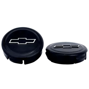 <br><strong>COP041</strong><br/>COPA RIN DE CHEVROLET ESTAMPADA NEGRA LOGO PLATEADO